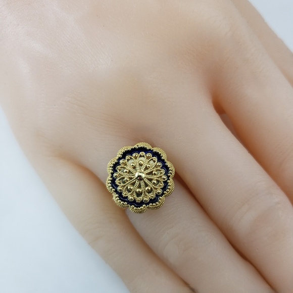 18 Karat Yellow Gold Floral Rope and Bead Design Ring Size 5 #20577 - Picture 8 of 8